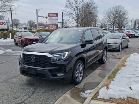 Used 2023 Honda Passport EX-L image 3