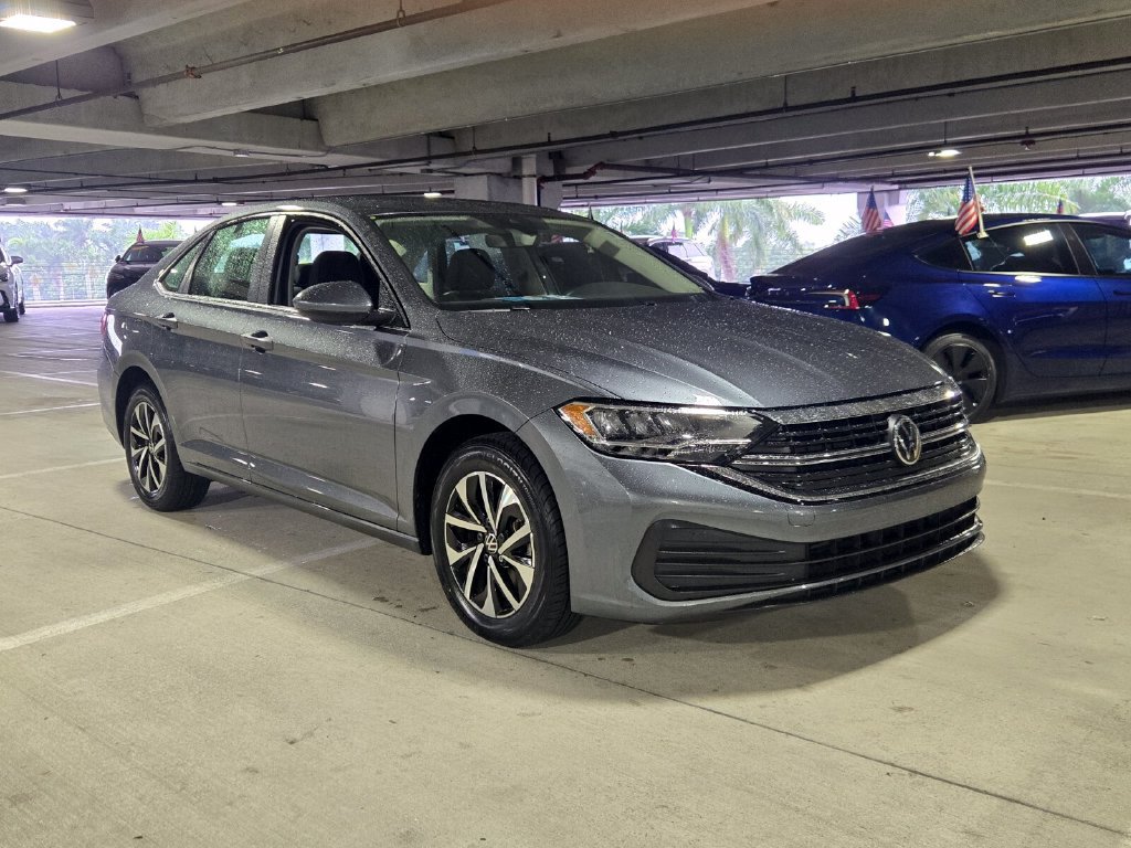 Certified 2024 Volkswagen Jetta S FWD image 8