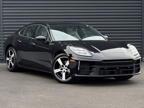 New 2026 Porsche Panamera 4 image 9