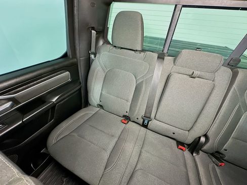 Used 2019 RAM 1500 Big Horn AWD/4WD image 12