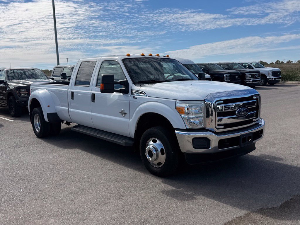 Used 2016 Ford F350 XLT w/ XLT Interior Package AWD/4WD image 2