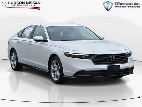 Used 2023 Honda Accord LX image 1