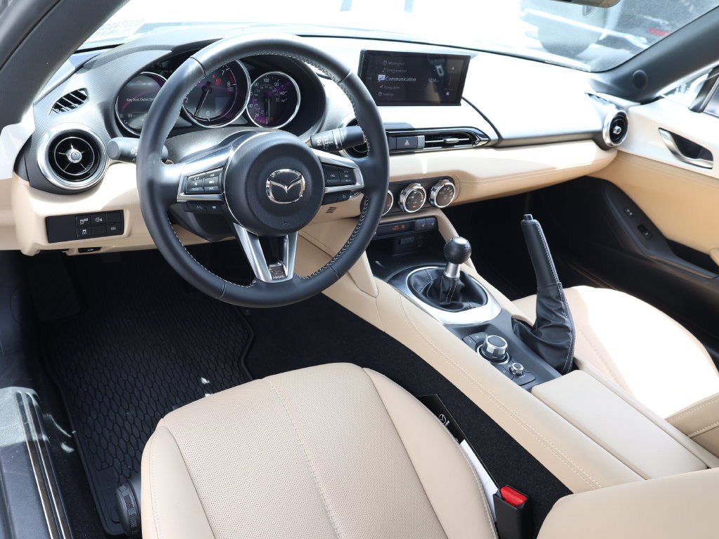 Certified 2025 MAZDA MX-5 Miata RF Grand Touring w/ Weather Package RWD image 12