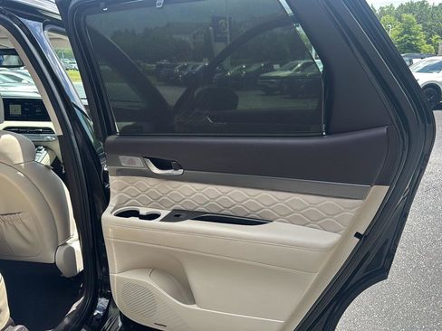 Used 2020 Hyundai Palisade Limited FWD image 17