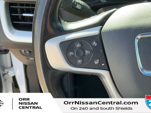 Used 2022 GMC Terrain SLT FWD image 19
