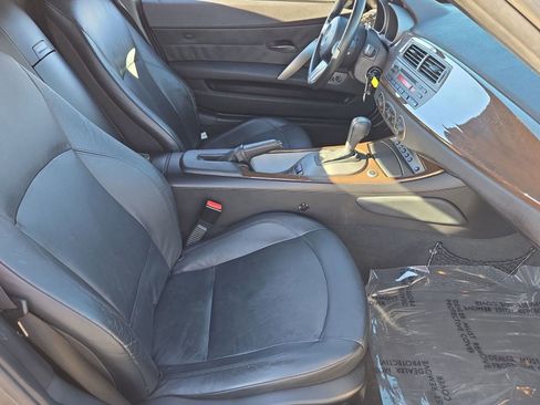 Used 2004 BMW Z4 3.0i image 28
