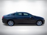 Used 2023 Chevrolet Malibu LT image 3