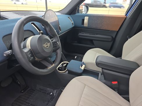 Certified 2025 MINI Cooper Countryman S image 18