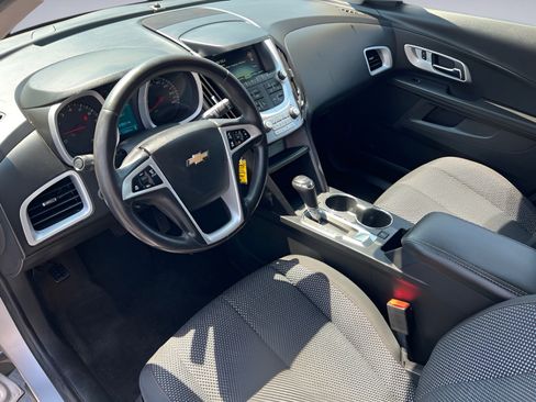 Used 2017 Chevrolet Equinox LT w/ Convenience Package FWD image 13