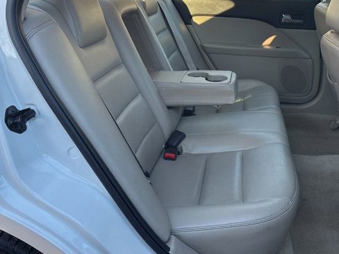 Used 2009 Ford Fusion SEL image 8