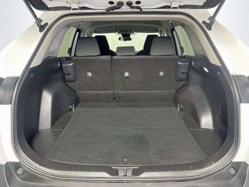 Used 2023 Toyota RAV4 LE AWD/4WD image 21