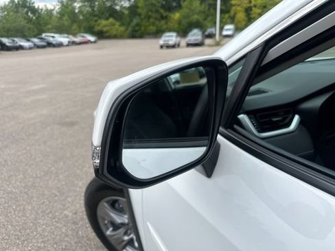 Used 2024 Toyota RAV4 LE AWD/4WD image 17