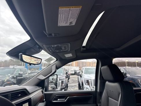 New 2026 GMC Sierra 2500 Denali image 15