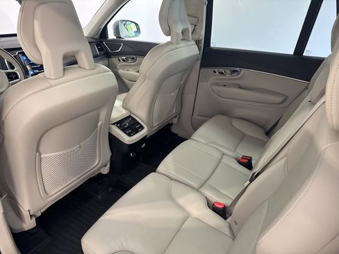 Used 2020 Volvo XC90 T5 Momentum w/ Protection Package AWD/4WD image 21