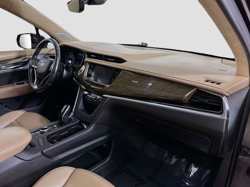 Used 2020 Cadillac XT6 Premium Luxury w/ Platinum Package image 27