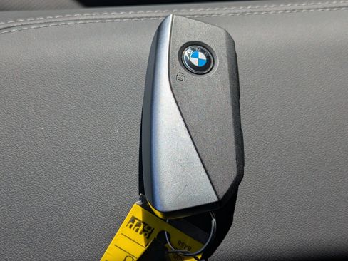 Used 2025 BMW X3 xDrive30i AWD/4WD image 34