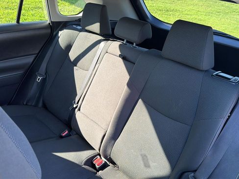 Used 2022 Toyota RAV4 LE FWD image 28
