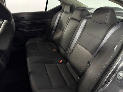 Used 2024 Nissan Altima 2.5 SV image 16