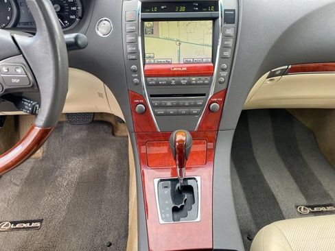 Used 2010 Lexus ES 350 FWD image 9