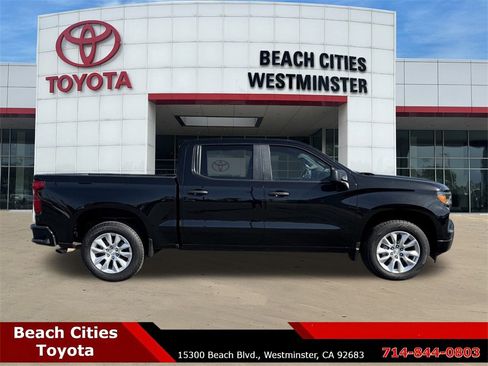 Used 2022 Chevrolet Silverado 1500 Custom image 13