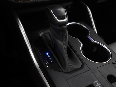 Used 2023 Toyota Highlander Bronze Edition image 26