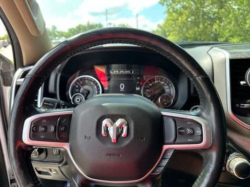 Used 2020 RAM 1500 Big Horn AWD/4WD image 11