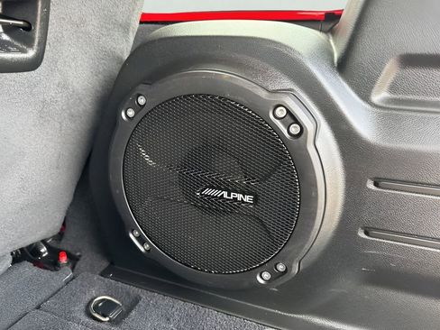 Used 2020 Jeep Wrangler Unlimited Sahara image 30