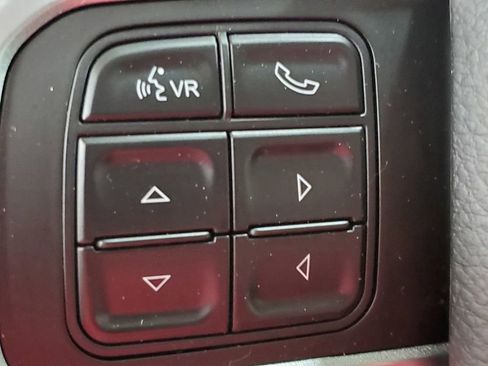 Used 2019 RAM 2500 Big Horn image 31