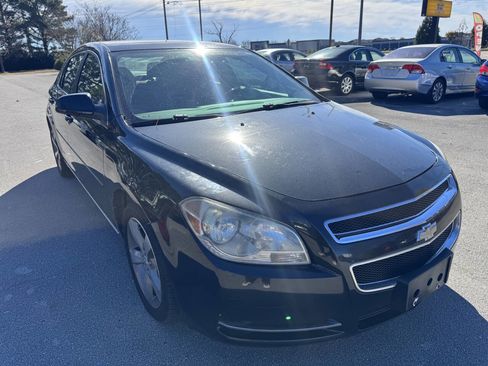 Used 2011 Chevrolet Malibu LT w/ Power Convenience Package image 4