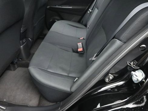 Used 2024 Nissan Kicks S image 27