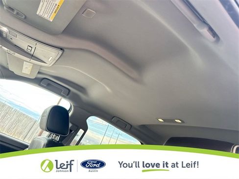 Used 2018 Chevrolet Silverado 1500 High Country image 20