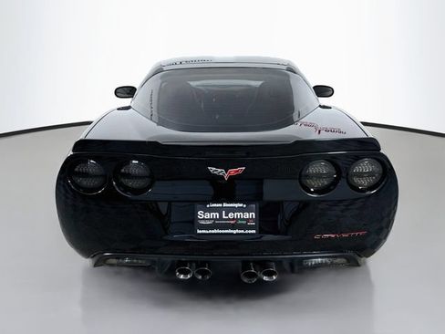 Used 2006 Chevrolet Corvette Coupe w/ Preferred Equipment Group RWD image 6