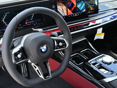 New 2026 BMW 740i image 29