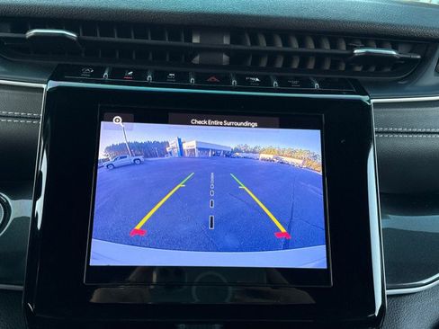 Used 2023 Jeep Grand Cherokee L Laredo image 30