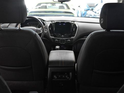 Used 2021 Chevrolet Traverse LT FWD image 33