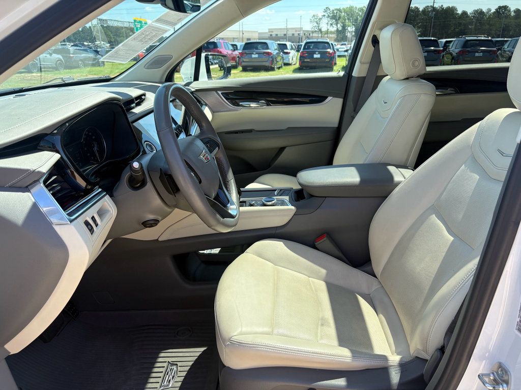 Used 2024 Cadillac XT6 Premium Luxury AWD/4WD image 10