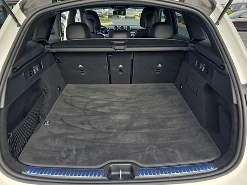 Certified 2025 Mercedes-Benz GLC 300 image 12