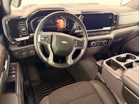Used 2025 Chevrolet Silverado 2500 LT w/ Convenience Package AWD/4WD image 22