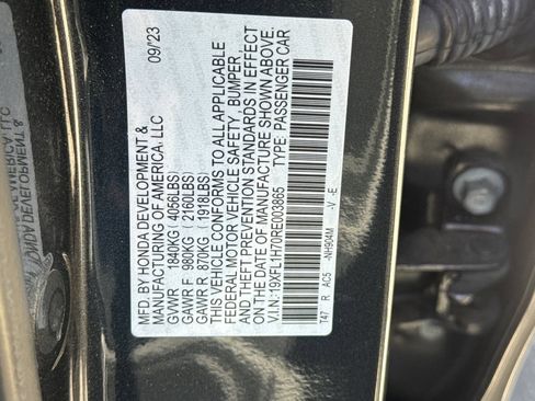 Used 2024 Honda Civic EX-L image 52