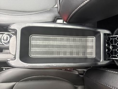 Used 2022 MINI Cooper 2-Door Hardtop image 27