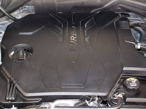 Used 2025 Genesis GV80 2.5T Standard image 4