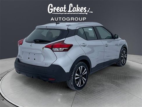 Used 2020 Nissan Kicks SV image 5