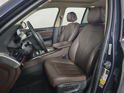 Used 2016 BMW X5 xDrive40e image 16