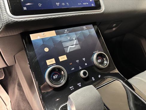 Used 2023 Land Rover Range Rover Velar R-Dynamic S image 15