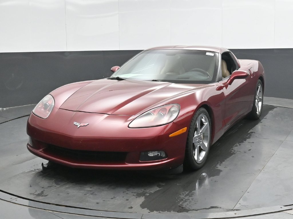 Used 2007 Chevrolet Corvette Coupe w/ Preferred Equipment Group RWD image 5