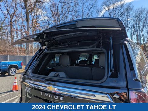 Used 2024 Chevrolet Tahoe LT AWD/4WD image 34