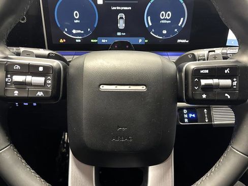 Used 2024 Hyundai Santa Fe Limited image 18