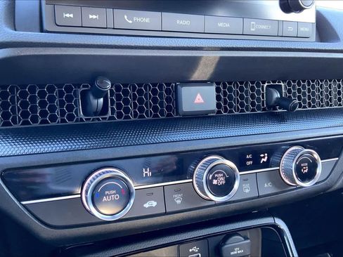 Used 2023 Honda CR-V LX image 34