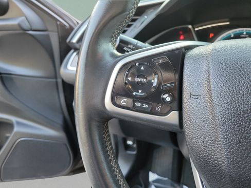 Used 2020 Honda Civic EX image 25