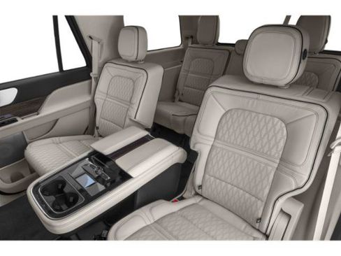 Used 2020 Lincoln Navigator Black Label w/ Cargo Convenience Package AWD/4WD image 13